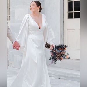 Anthropologie Willowby Sorvette Wedding Gown Size 12 Puffed Sleeve